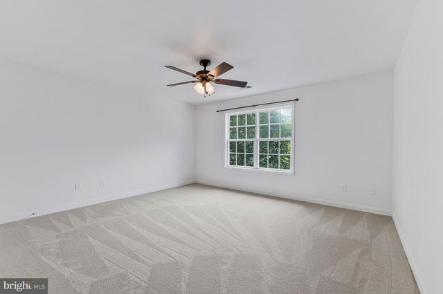 12 BLOSSOM TREE CT, Stafford, VA 22554
