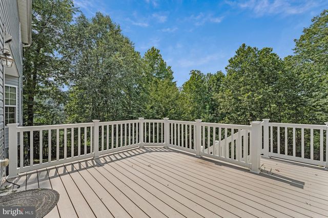 12 BLOSSOM TREE CT, Stafford, VA 22554