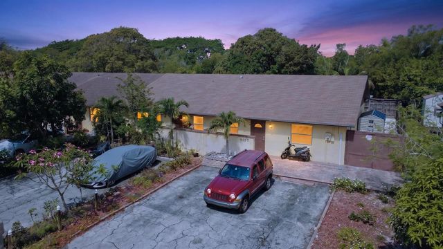 4357 NW 6 Avenue, Deerfield Beach, FL 33064