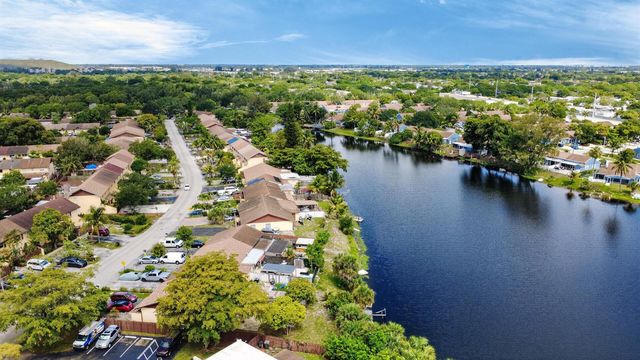 4357 NW 6 Avenue, Deerfield Beach, FL 33064