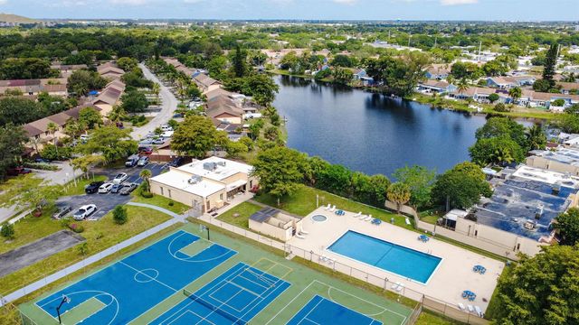 4357 NW 6 Avenue, Deerfield Beach, FL 33064