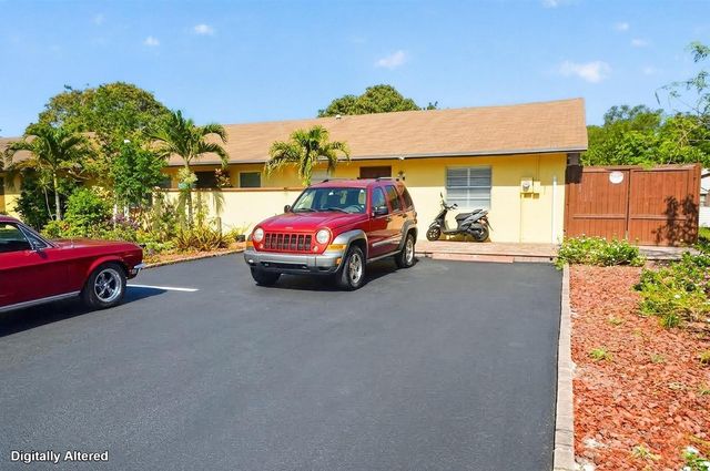 4357 NW 6 Avenue, Deerfield Beach, FL 33064