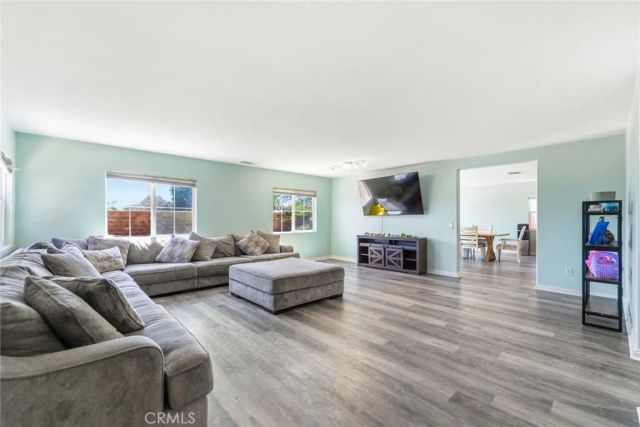 13017 Cerritos Court, Hesperia, CA 92344