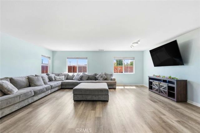 13017 Cerritos Court, Hesperia, CA 92344
