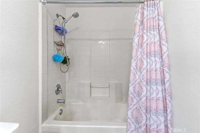 13017 Cerritos Court, Hesperia, CA 92344