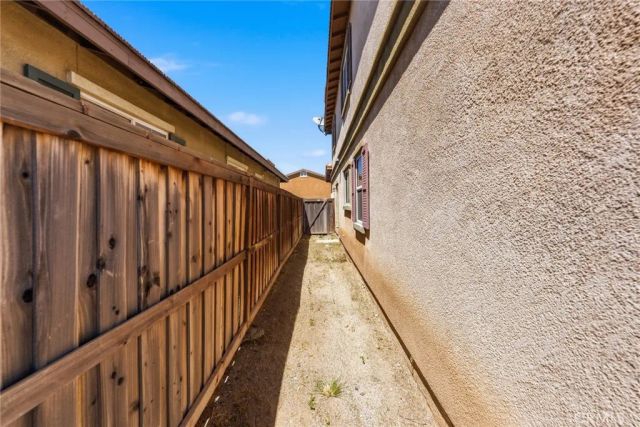 13017 Cerritos Court, Hesperia, CA 92344