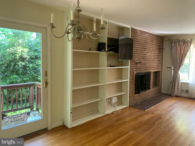 6327 TONE CT, Bethesda, MD 20817