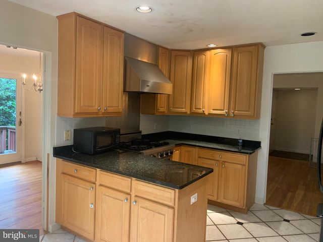 6327 TONE CT, Bethesda, MD 20817