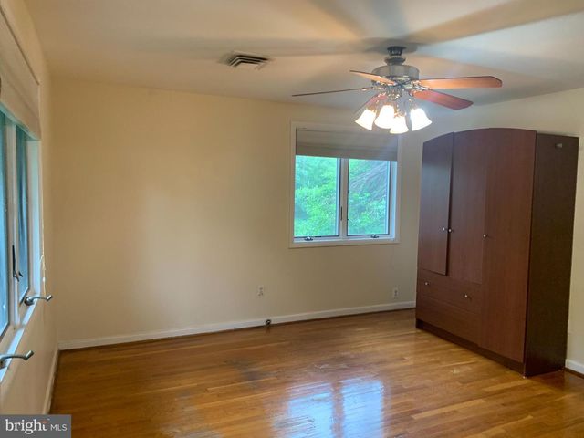 6327 TONE CT, Bethesda, MD 20817