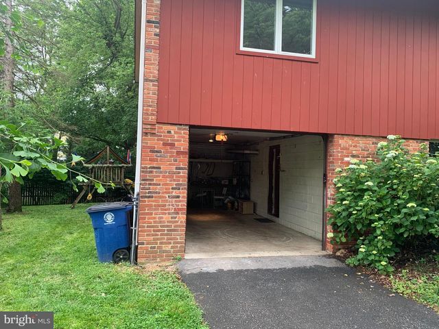 6327 TONE CT, Bethesda, MD 20817