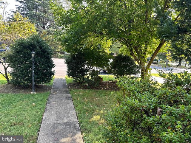 6327 TONE CT, Bethesda, MD 20817