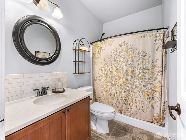 19727 Sky Ridge Road, Mount Vernon, WA 98274