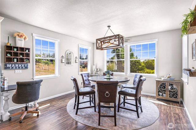 19727 Sky Ridge Road, Mount Vernon, WA 98274