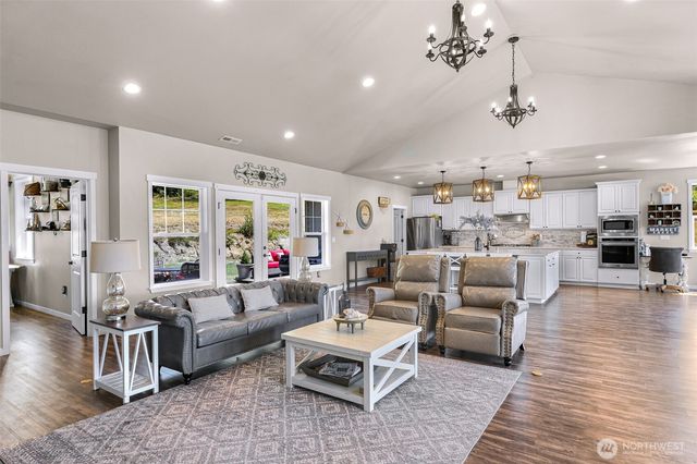 19727 Sky Ridge Road, Mount Vernon, WA 98274