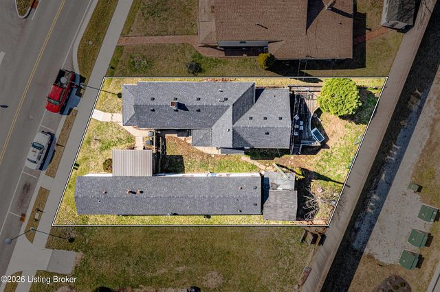 427 E Riverside Dr, Clarksville, IN 47129