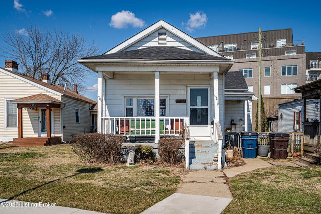 427 E Riverside Dr, Clarksville, IN 47129