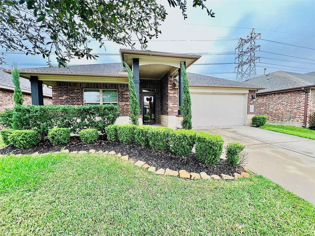 2939 Canadian Goose Lane, Baytown, TX 77521