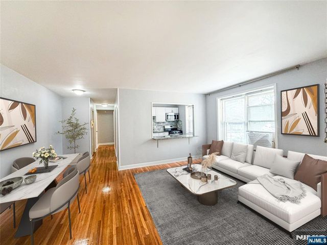 2350 Linwood Avenue 1E, Fort Lee, NJ 07024