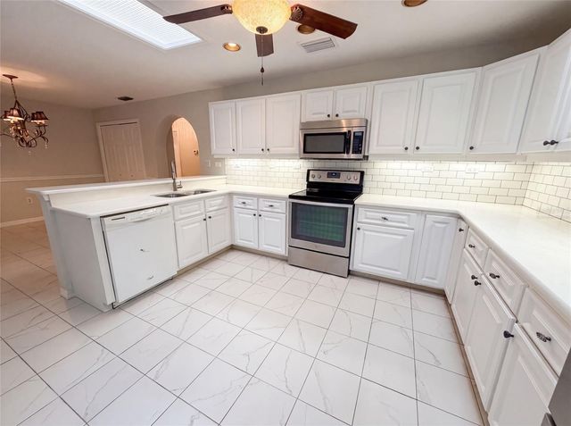11540 CAMP DRIVE, Dunnellon, FL 34432