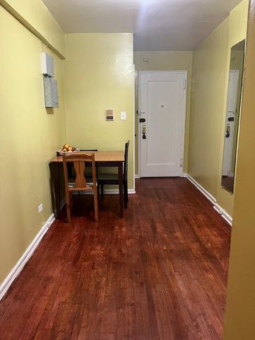 33-15 81st Street 2R, Jackson Heights, NY 11372