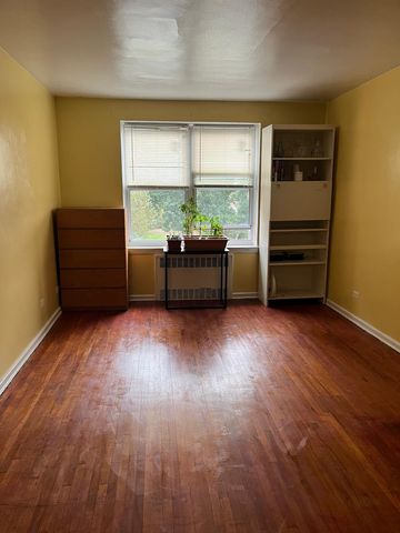 33-15 81st Street 2R, Jackson Heights, NY 11372