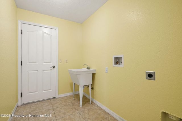 5363 Pierpoint Avenue, Spring Hill, FL 34608