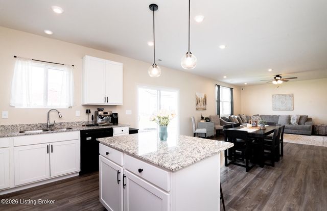 163 Ardmore Crossing Dr, Shelbyville, KY 40065