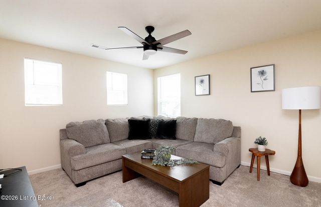 163 Ardmore Crossing Dr, Shelbyville, KY 40065