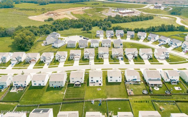 163 Ardmore Crossing Dr, Shelbyville, KY 40065