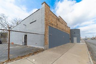 15031 Wyoming Avenue, Detroit, MI 48238