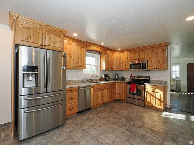 3263 S IMPERIAL PARK LN, Millcreek, UT 84106