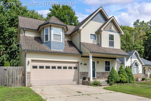9399 Oakdale Street, Clay Township, MI 48001