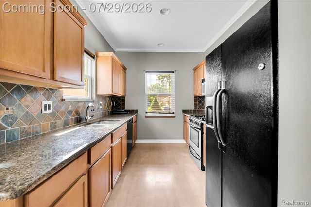 9399 Oakdale Street, Clay Township, MI 48001