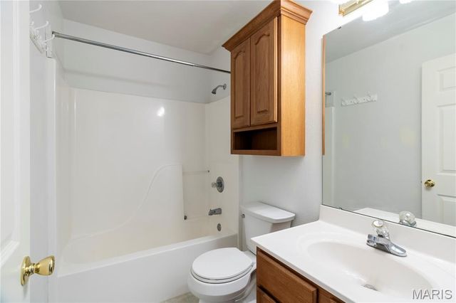 123 Williamsburg Drive, Crystal City, MO 63019