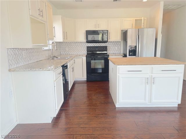 102 Copper Street, Henderson, NV 89015