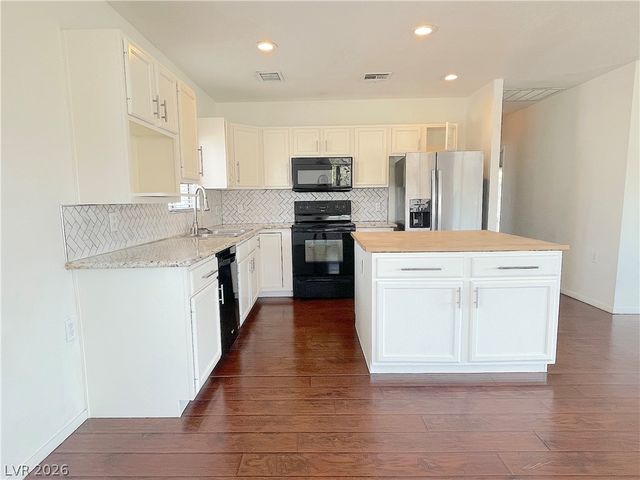 102 Copper Street, Henderson, NV 89015
