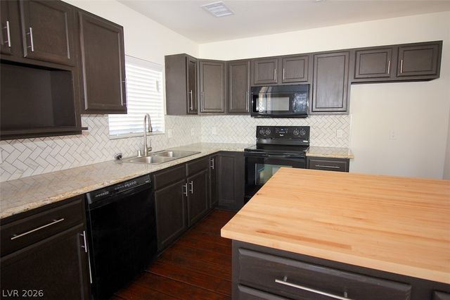 102 Copper Street, Henderson, NV 89015