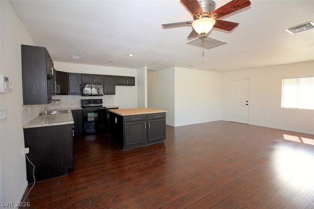 102 Copper Street, Henderson, NV 89015