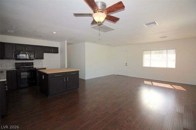 102 Copper Street, Henderson, NV 89015