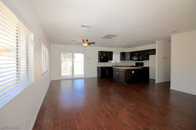102 Copper Street, Henderson, NV 89015