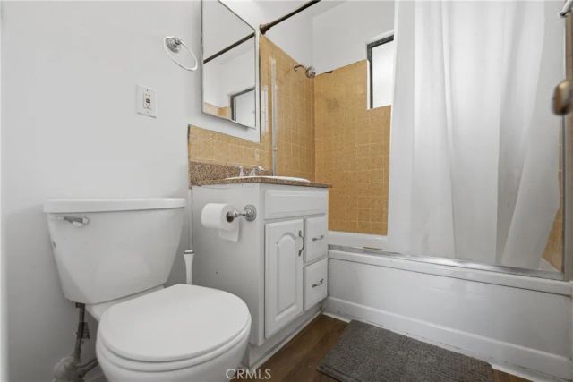 10128 Walnut E, Bellflower, CA 90706
