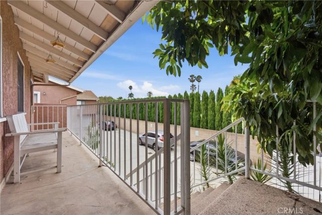 10128 Walnut E, Bellflower, CA 90706