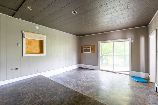 7596 Park Ave, Houma, LA 70364