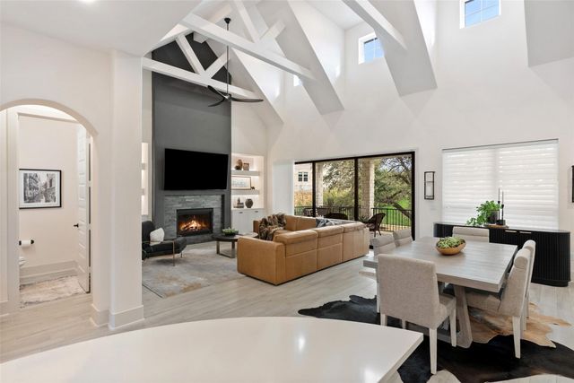 617 Rawson BND, Lakeway, TX 78738