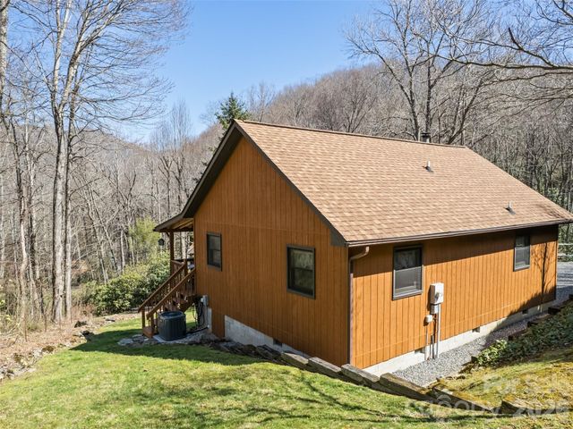 46 Stump Lane, Maggie Valley, NC 28751