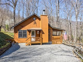 46 Stump Lane, Maggie Valley, NC 28751