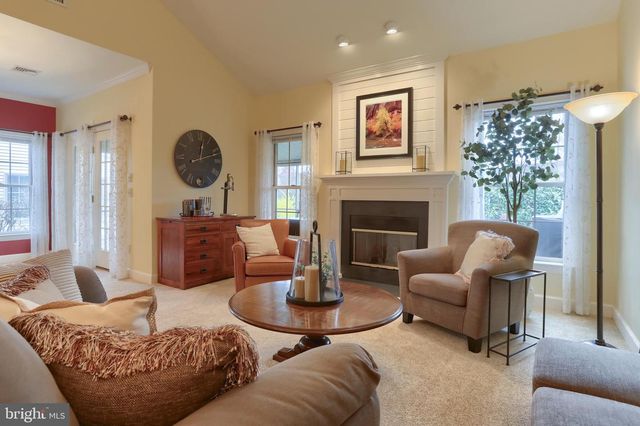 2421 ZELL CT, Hummelstown, PA 17036