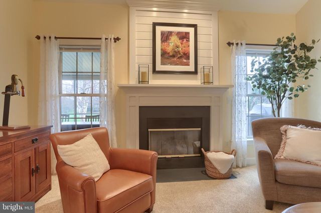 2421 ZELL CT, Hummelstown, PA 17036