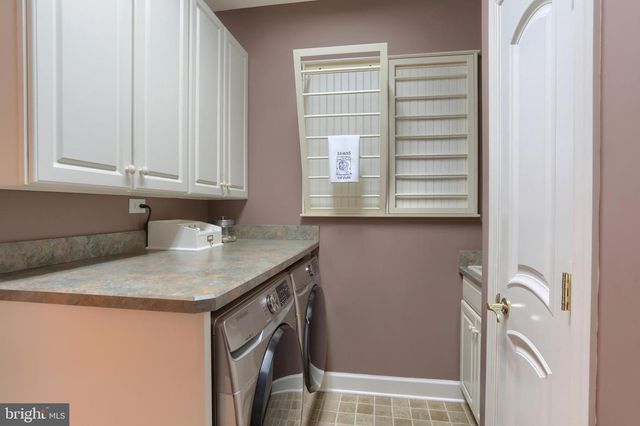 2421 ZELL CT, Hummelstown, PA 17036