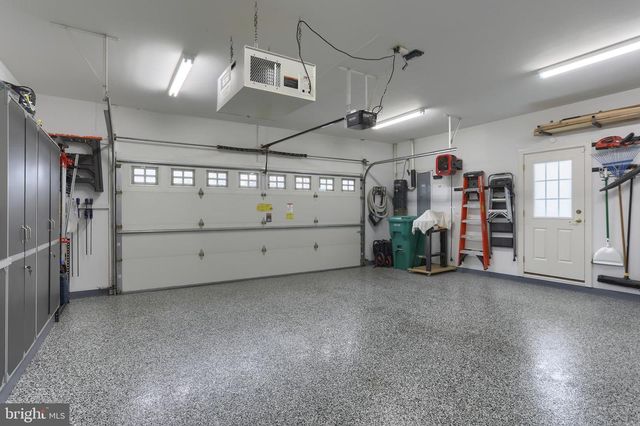 2421 ZELL CT, Hummelstown, PA 17036